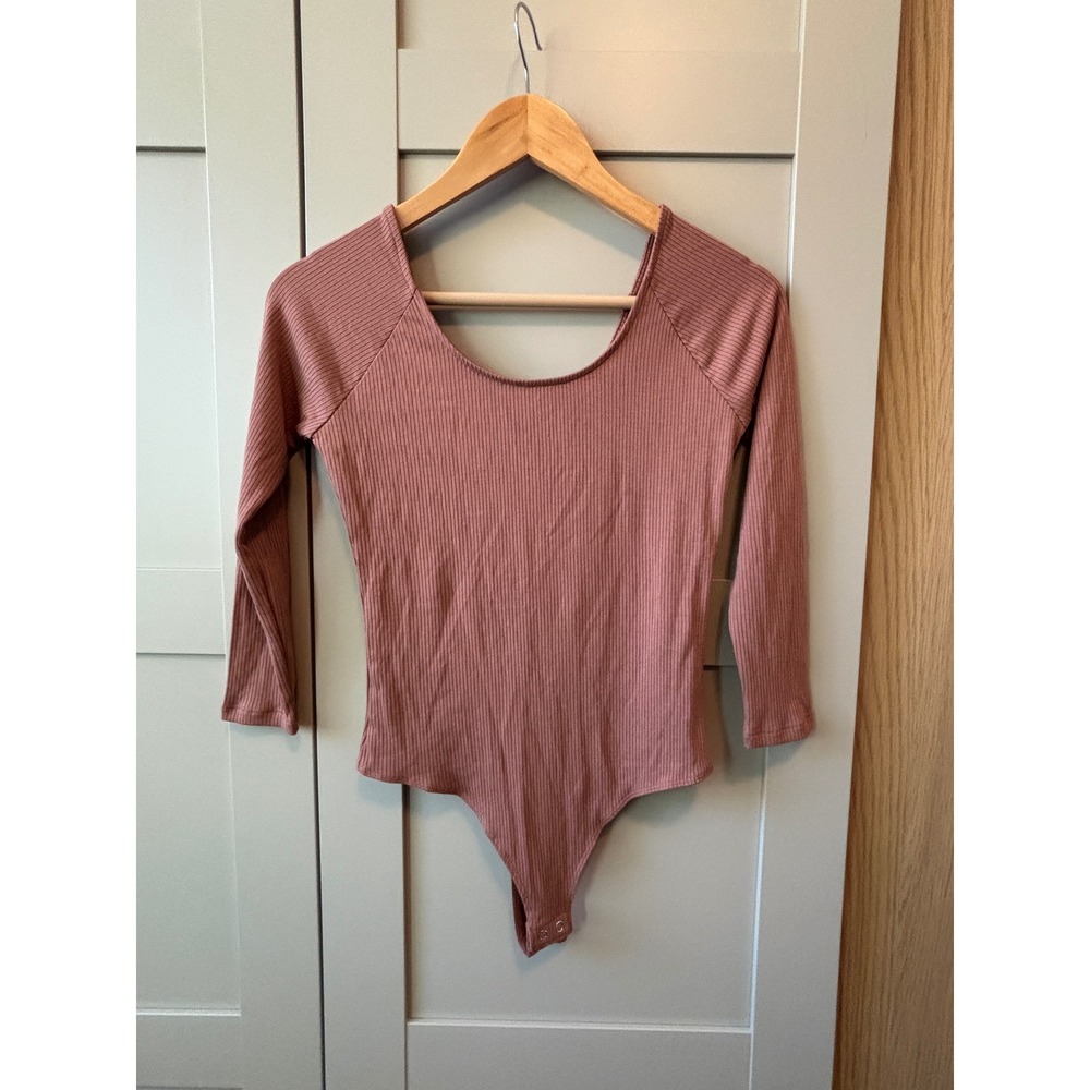 Banana Republic Womens Ribbed Long Sleeve Bodysuit Mauve Pink XS Scoop Neck
